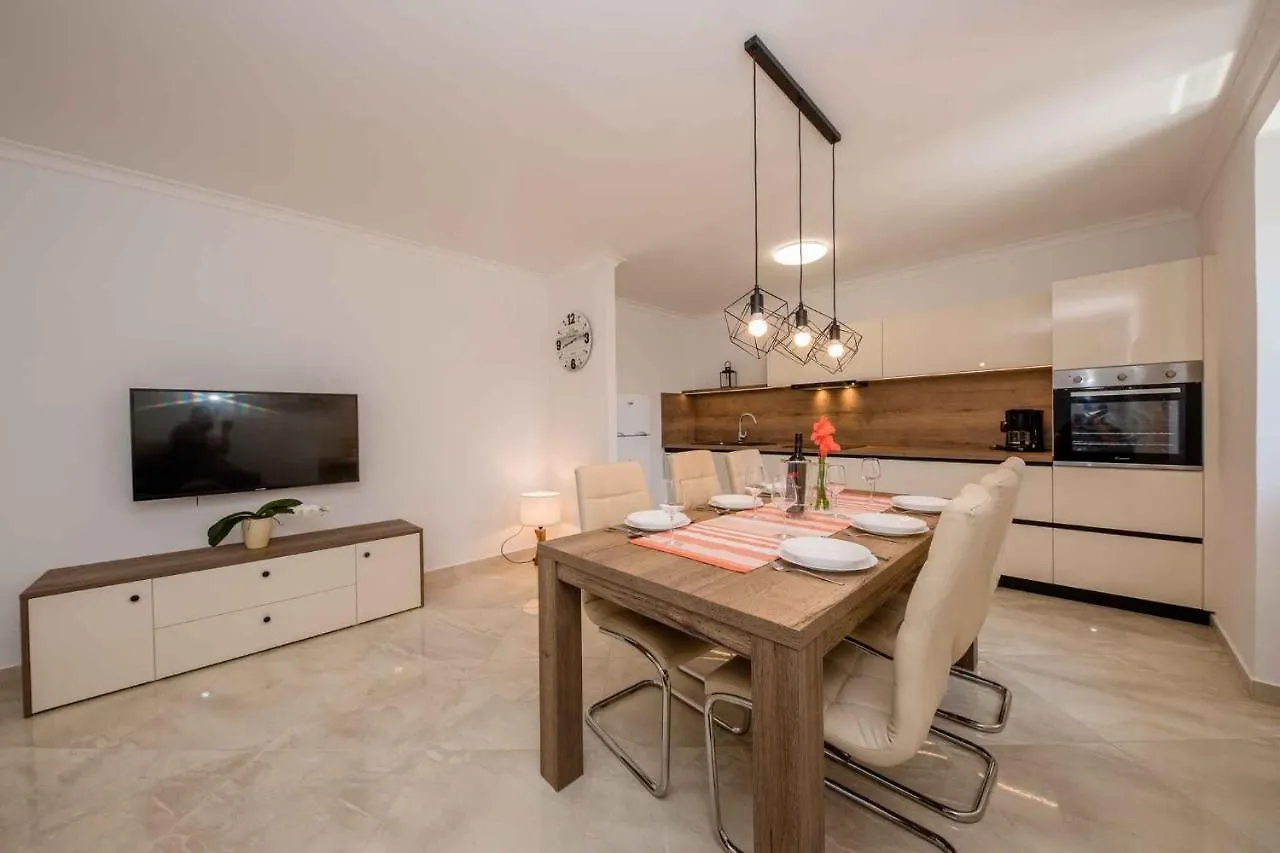 Apartment In Kampor/Insel Rab 26301 Croatia